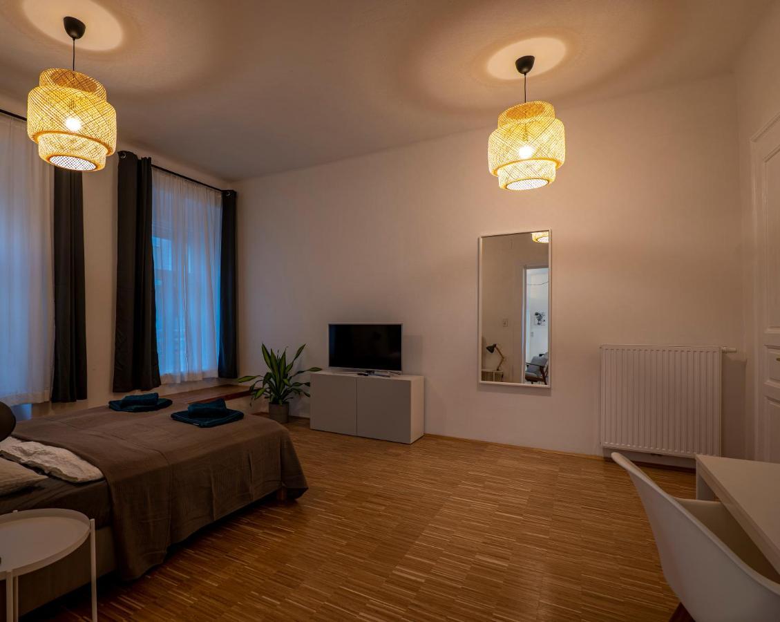 Flataid Apartment Jakob-Redtenbacher-Gasse I Graz Buitenkant foto